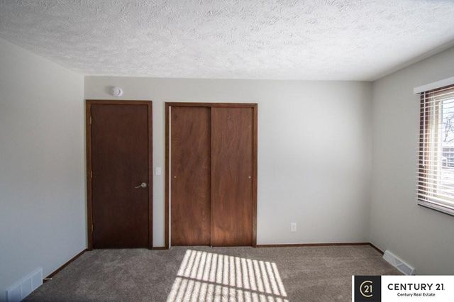 6206 S 150th Street, Omaha, NE 68137