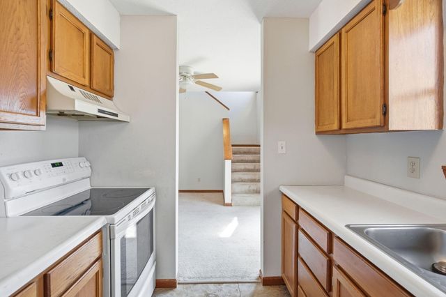 2801 W BROADWAY P-1, Columbia, MO 65203