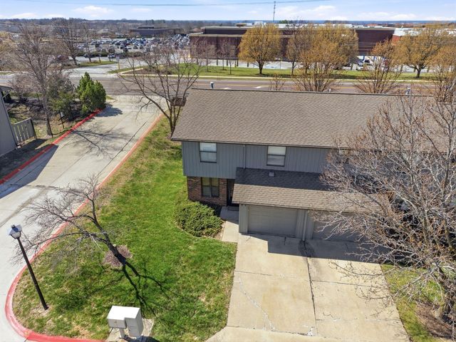 2801 W BROADWAY P-1, Columbia, MO 65203
