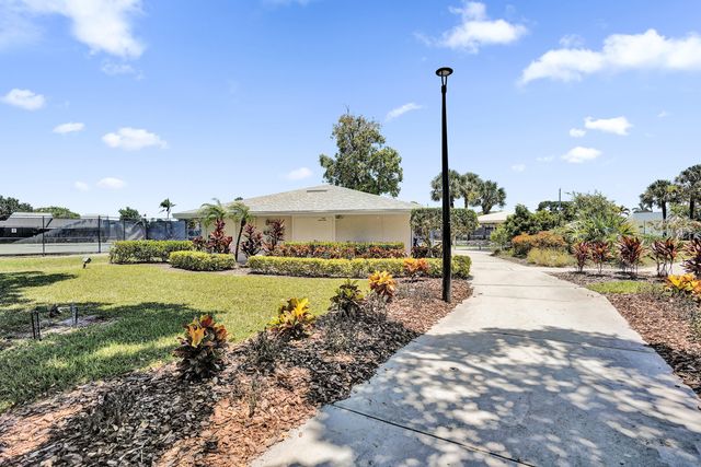 738 NW 24TH Avenue, Delray Beach, FL 33445