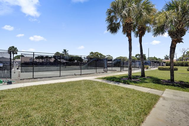 738 NW 24TH Avenue, Delray Beach, FL 33445
