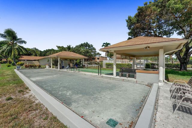 738 NW 24TH Avenue, Delray Beach, FL 33445