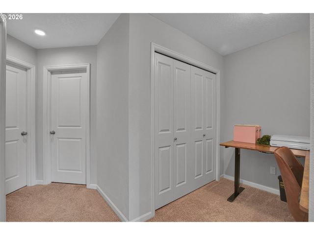 21753 Sw BERKSHIRE Ter, Sherwood, OR 97140