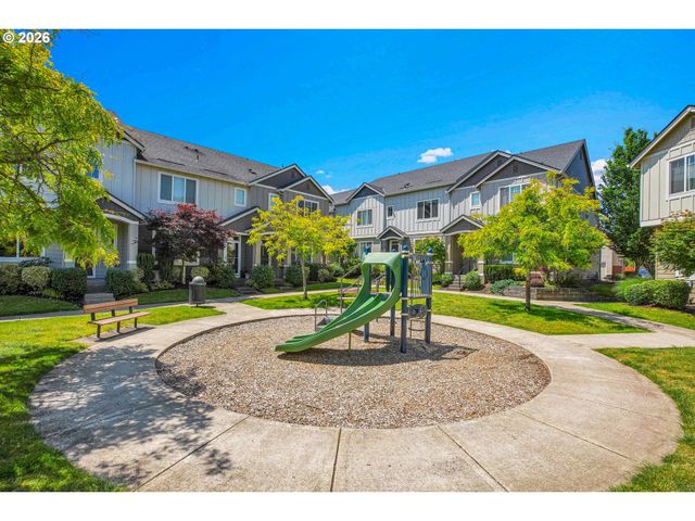 21753 Sw BERKSHIRE Ter, Sherwood, OR 97140