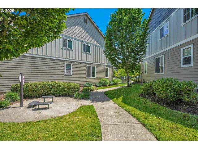 21753 Sw BERKSHIRE Ter, Sherwood, OR 97140