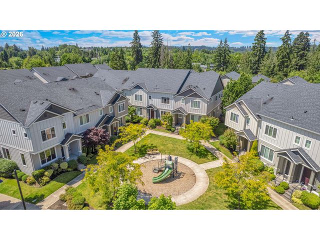 21753 Sw BERKSHIRE Ter, Sherwood, OR 97140