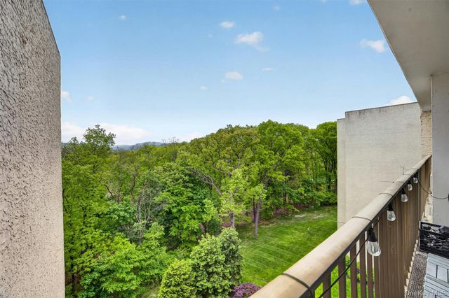 150 Overlook Avenue 7B, Peekskill, NY 10566