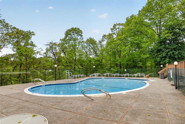 150 Overlook Avenue 7B, Peekskill, NY 10566