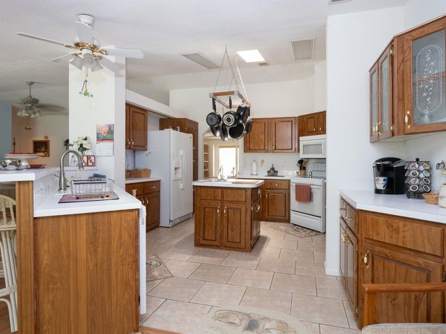267 MELROSE LANDING DRIVE, Hawthorne, FL 32640