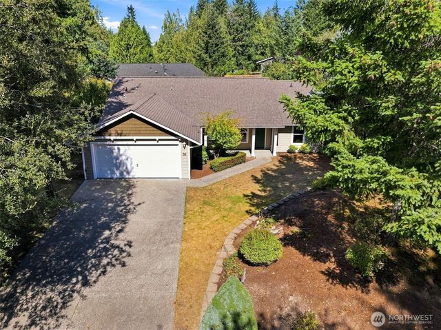51 E North Bay Place, Allyn, WA 98524