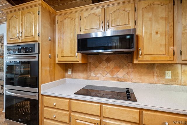 11901 Benton, Northport, AL 35475