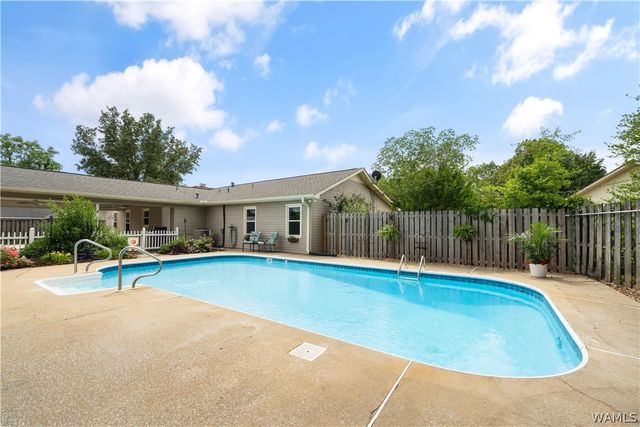 11901 Benton, Northport, AL 35475