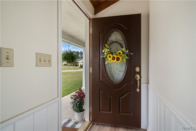 11901 Benton, Northport, AL 35475