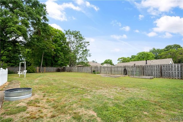 11901 Benton, Northport, AL 35475