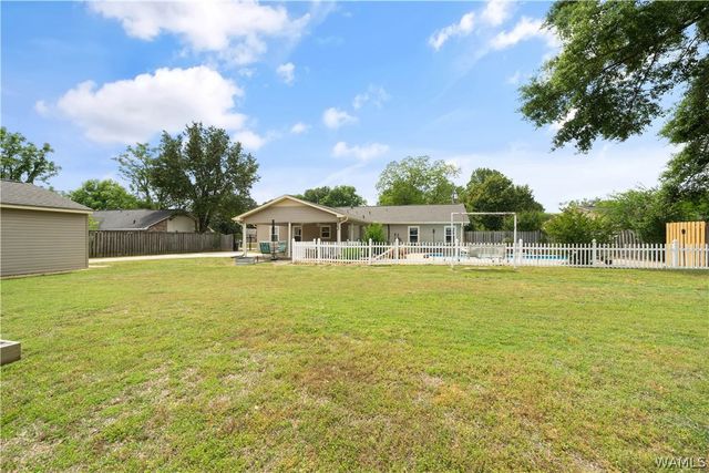 11901 Benton, Northport, AL 35475