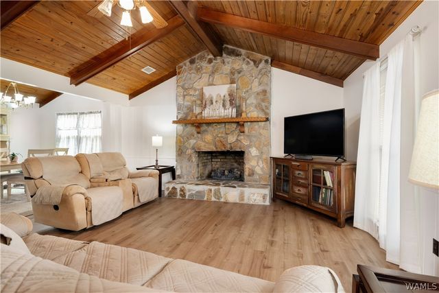 11901 Benton, Northport, AL 35475