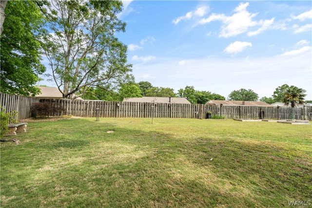 11901 Benton, Northport, AL 35475
