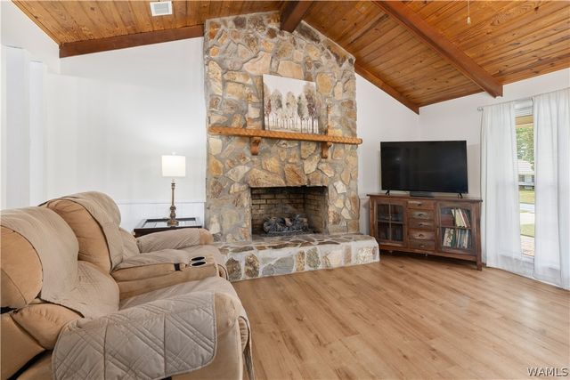 11901 Benton, Northport, AL 35475
