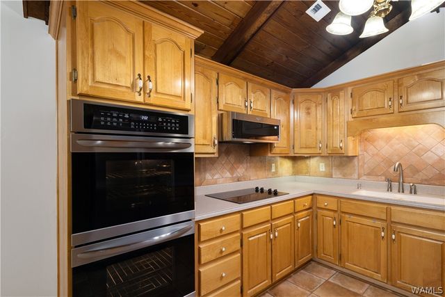 11901 Benton, Northport, AL 35475