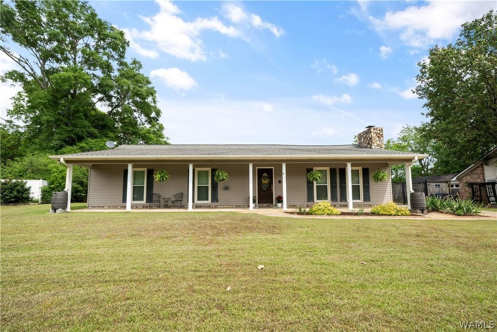 11901 Benton, Northport, AL 35475