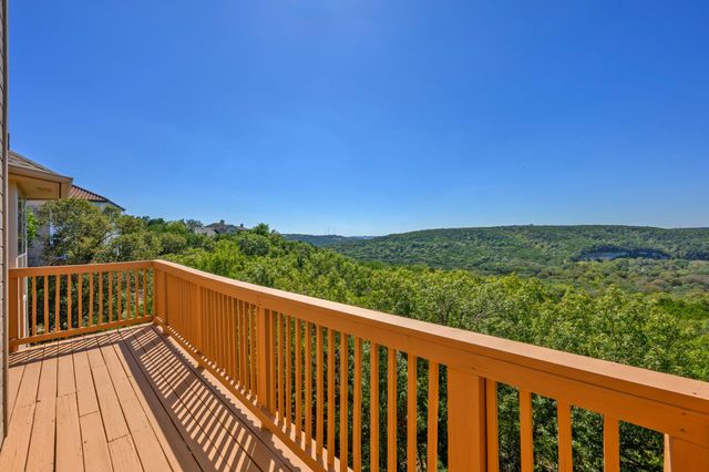 8802 Bluegrass DR, Austin, TX 78759