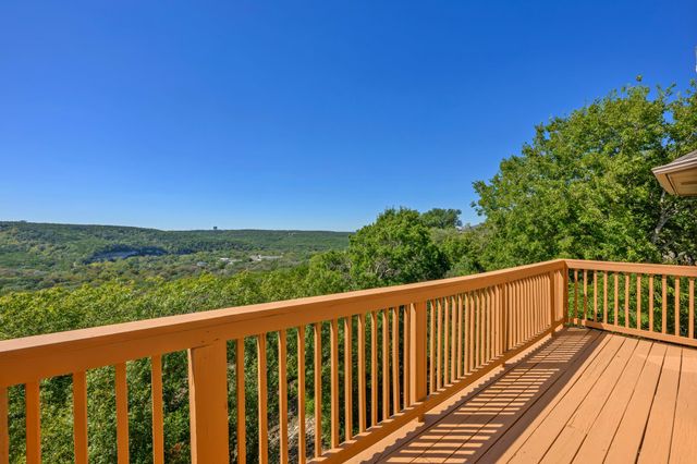 8802 Bluegrass DR, Austin, TX 78759