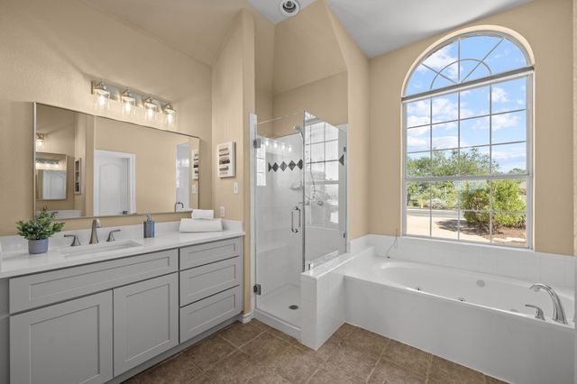 8802 Bluegrass DR, Austin, TX 78759