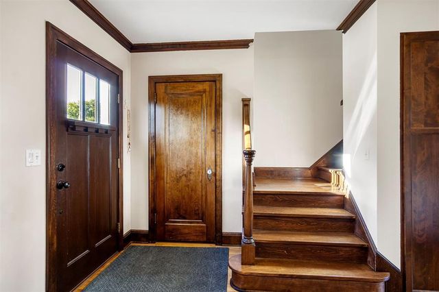 2017 11th Street, Eau Claire, WI 54703
