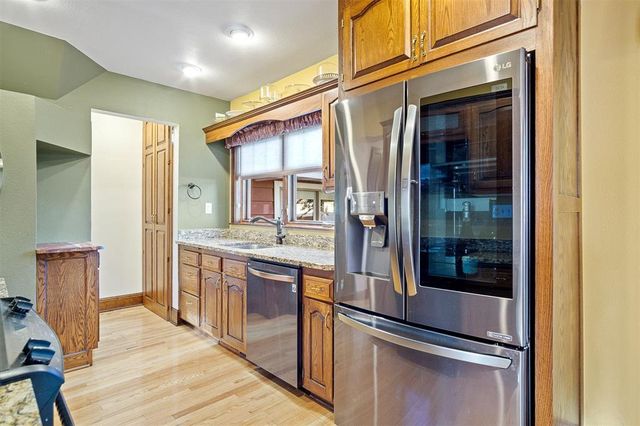 2017 11th Street, Eau Claire, WI 54703