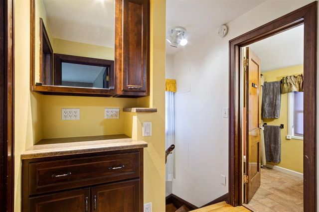 2017 11th Street, Eau Claire, WI 54703