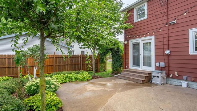2017 11th Street, Eau Claire, WI 54703