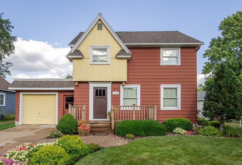 2017 11th Street, Eau Claire, WI 54703