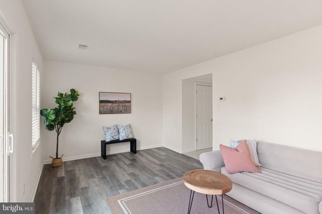 14748 TAMARACK PL, Woodbridge, VA 22191