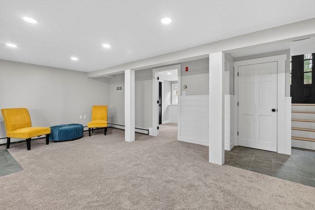 296 Chace St, Clinton, MA 01510