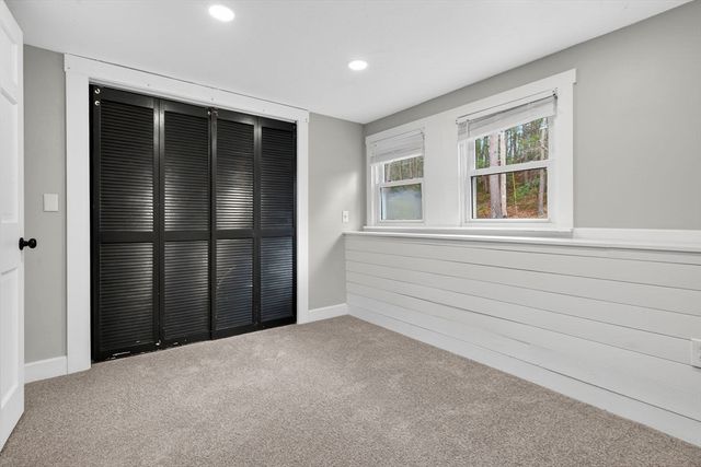 296 Chace St, Clinton, MA 01510