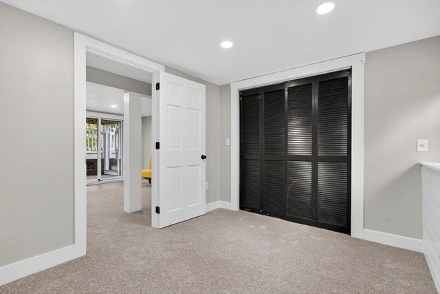 296 Chace St, Clinton, MA 01510