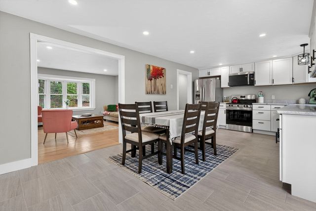 296 Chace St, Clinton, MA 01510