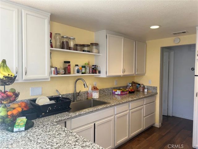 37112 Calle Amigo, Palmdale, CA 93550