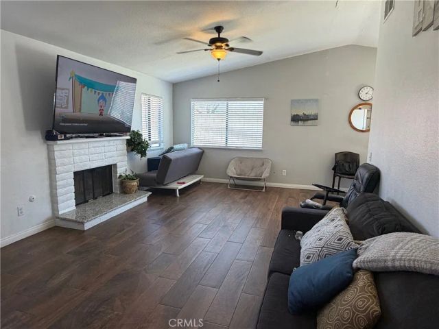 37112 Calle Amigo, Palmdale, CA 93550