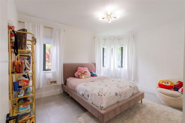 7970 SW 122nd Street, Pinecrest, FL 33156