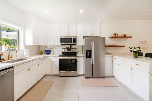 7970 SW 122nd Street, Pinecrest, FL 33156