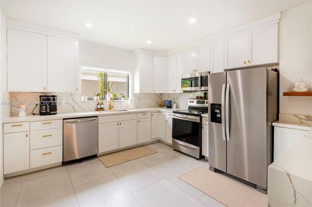 7970 SW 122nd Street, Pinecrest, FL 33156