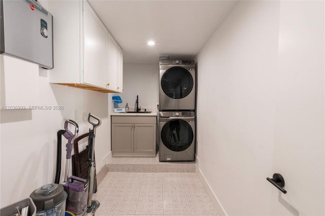 7970 SW 122nd Street, Pinecrest, FL 33156