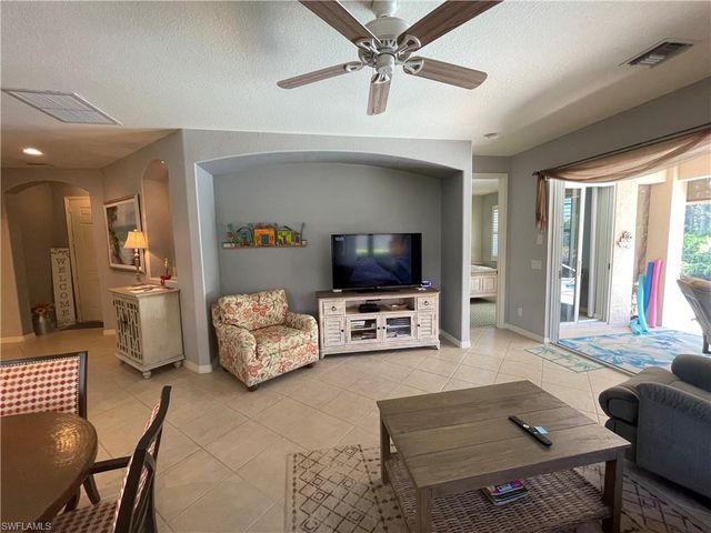 10630 Camarelle CIR, Fort Myers, FL 33913