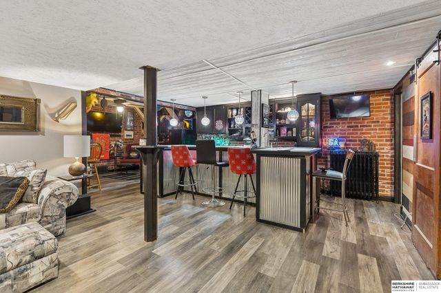 2711 N 142 Street, Omaha, NE 68164