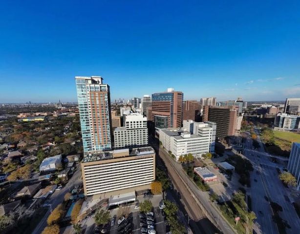 2750 Holly Hall Street 1014, Houston, TX 77054