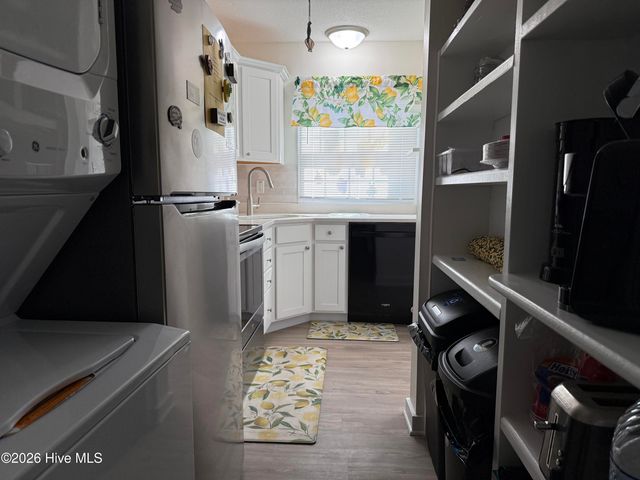 283 Salter Path Road 115, Atlantic Beach, NC 28512