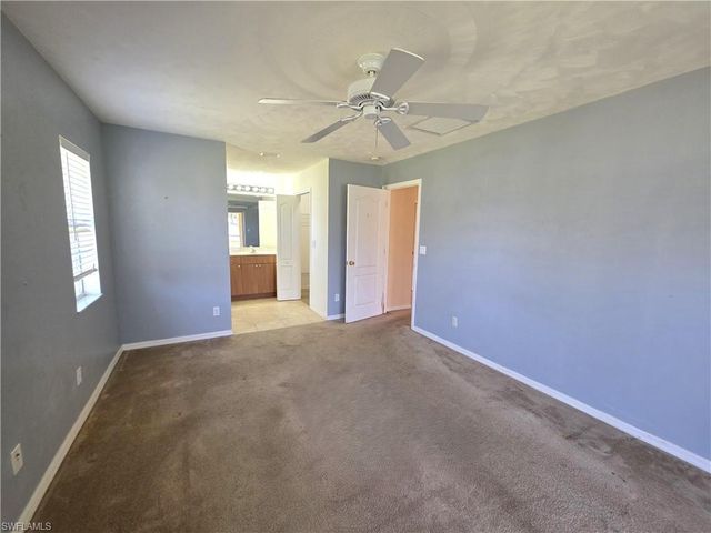 4614 SW 9th PL, Cape Coral, FL 33914