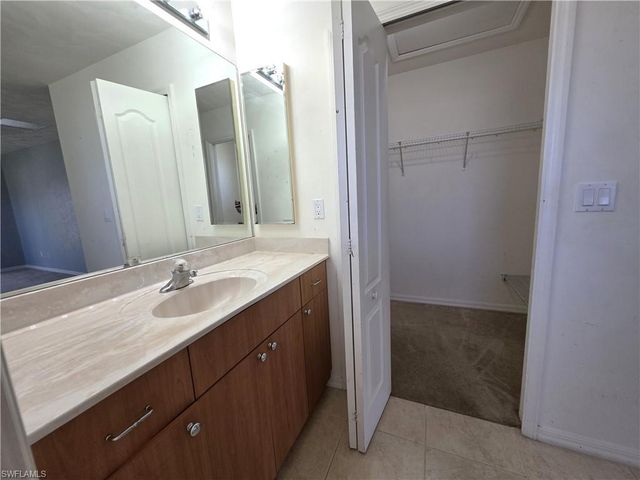 4614 SW 9th PL, Cape Coral, FL 33914