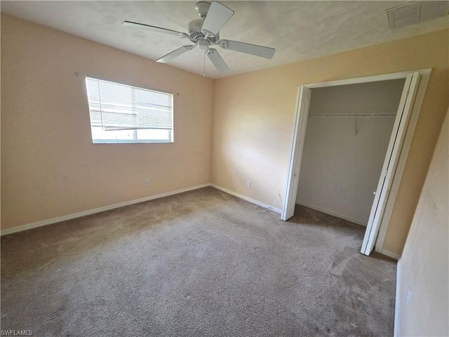 4614 SW 9th PL, Cape Coral, FL 33914